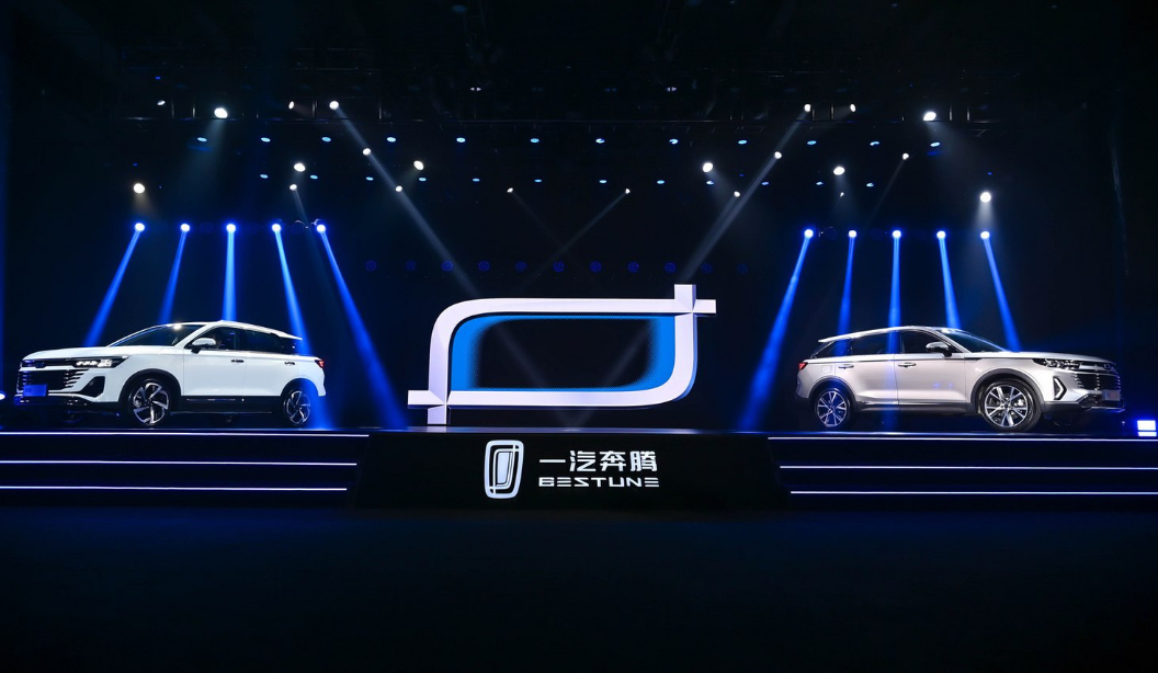 标配2.0T发动机,奔腾T99或成大五座家用SUV标杆