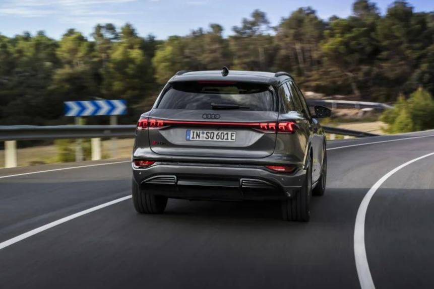 奥迪Q6 e-tron发布,明年国产加长上市,起大早赶晚集?