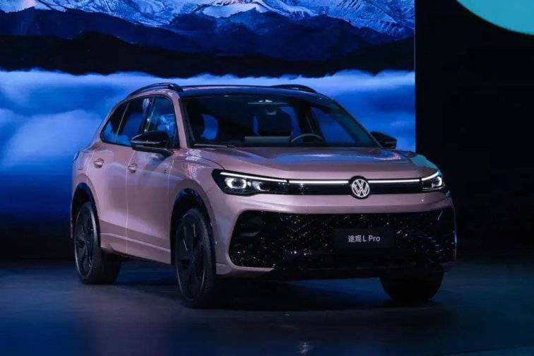 捅破油车智能天花板,途观L Pro都豪过BBA了!