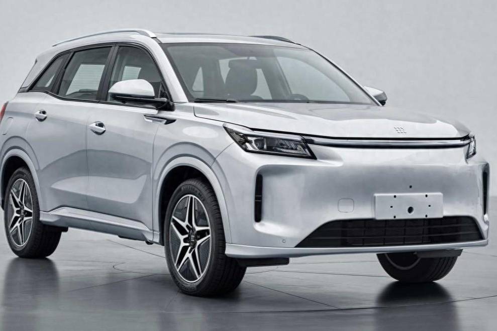 10万预算选蓝电E5 PLUS,综合续航1300km,颜值高